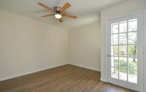 215 County Road 193 Alvin TX 77511