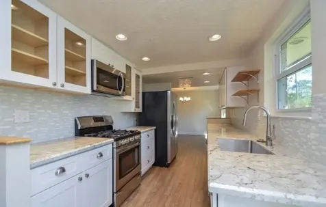 215 County Road 193 Alvin TX 77511
