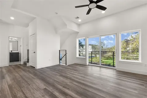 2709 Dennis Street Houston TX 77004