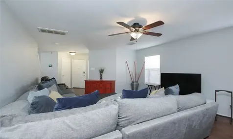 6010 Ridgebriar Lane Houston TX 77085