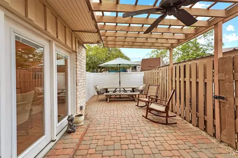 1953 Stoney Brook Drive 1953 Houston TX 77063