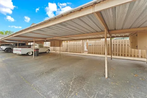 1953 Stoney Brook Drive 1953 Houston TX 77063