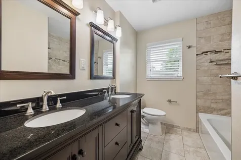 1607 Willowby Drive Houston TX 77008