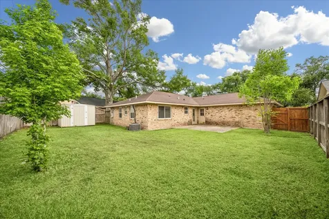1607 Willowby Drive Houston TX 77008