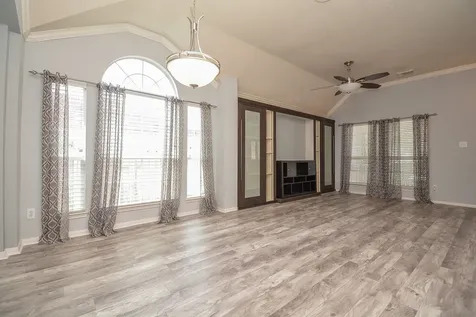 4006 Dell Lane Missouri City TX 77459
