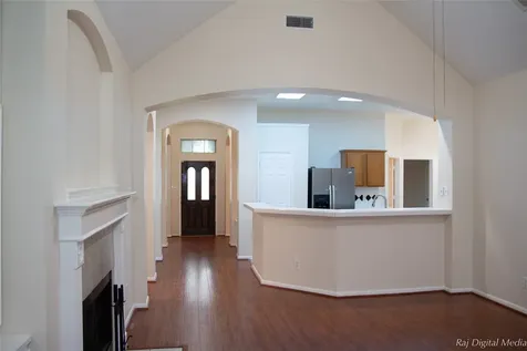 4918 Pinder Lane Pearland TX 77584