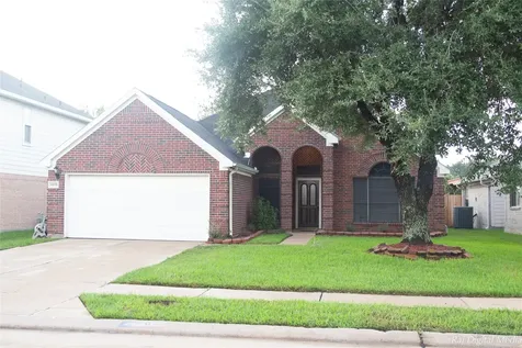 4918 Pinder Lane Pearland TX 77584