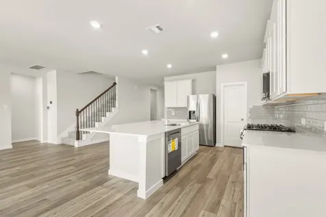 11015 Youngquist Drive Mont Belvieu TX 77535