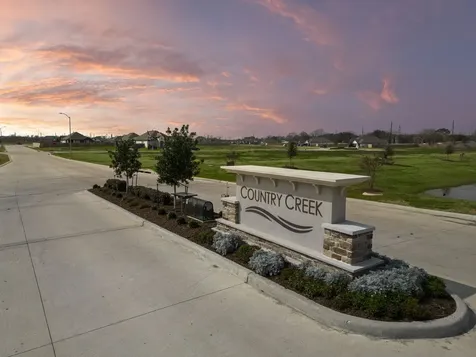 11015 Youngquist Drive Mont Belvieu TX 77535