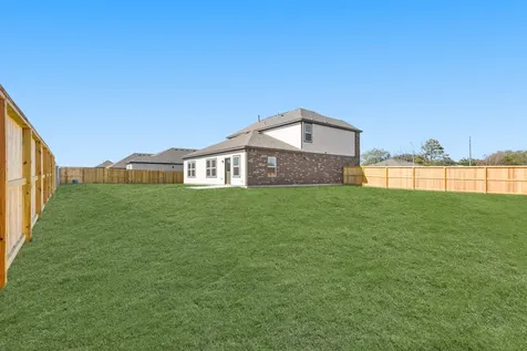 11015 Youngquist Drive Mont Belvieu TX 77535