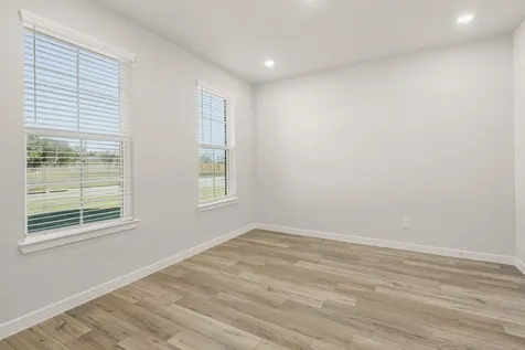 11015 Youngquist Drive Mont Belvieu TX 77535
