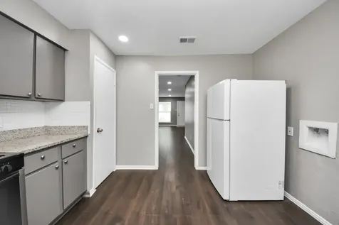 1736 Crestdale Drive 6 Houston TX 77080