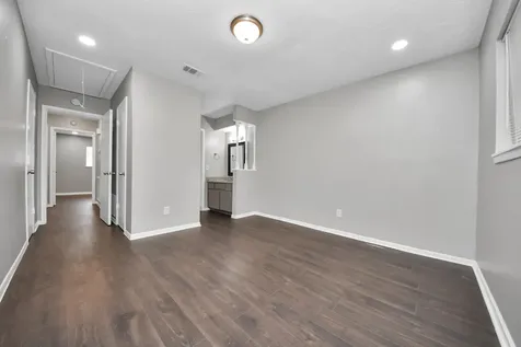 1736 Crestdale Drive 6 Houston TX 77080