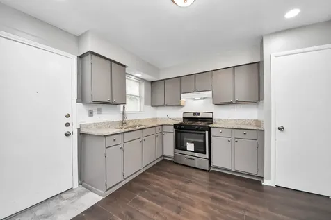 1736 Crestdale Drive 6 Houston TX 77080