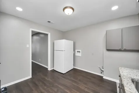 1736 Crestdale Drive 6 Houston TX 77080