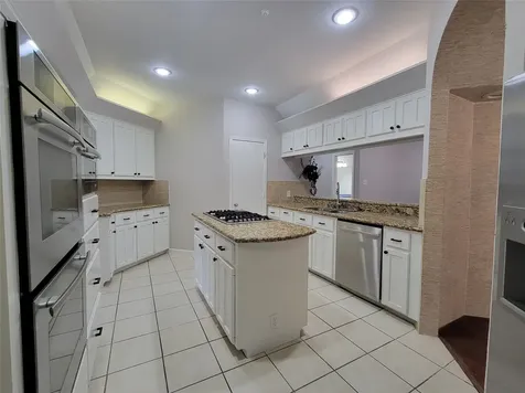 10 Dovewood Place The Woodlands TX 77381