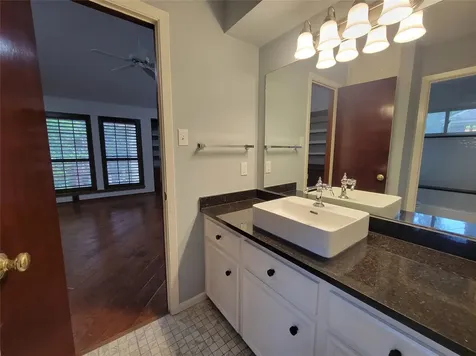 10 Dovewood Place The Woodlands TX 77381