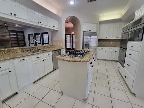 10 Dovewood Place The Woodlands TX 77381