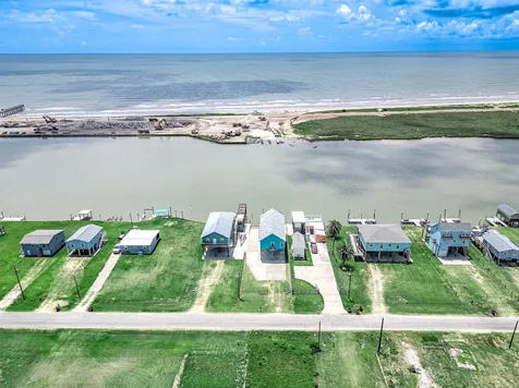 957 Private Road 675 Bay City TX 77414