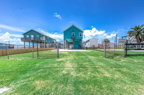 957 Private Road 675 Bay City TX 77414