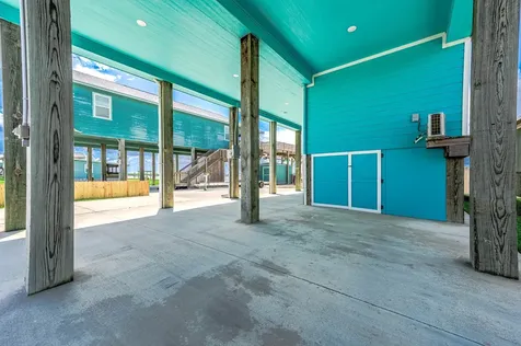 957 Private Road 675 Bay City TX 77414