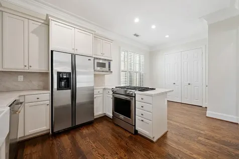 1918 Greenwich Terrace Drive Houston TX 77019