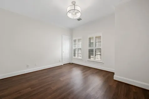 1918 Greenwich Terrace Drive Houston TX 77019