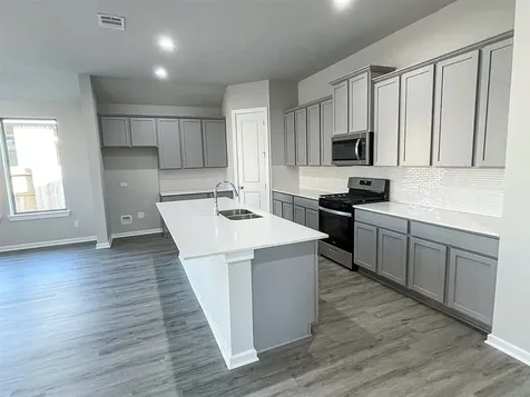 2713 Mackinac Bay Drive Texas City TX 77568