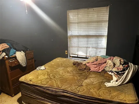 321 Olive Street Huntsville TX 77340