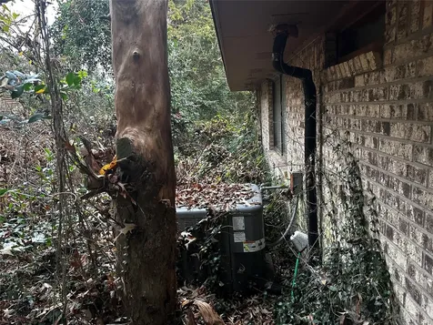 321 Olive Street Huntsville TX 77340