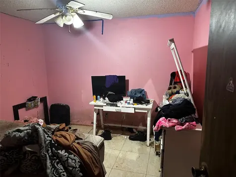 321 Olive Street Huntsville TX 77340