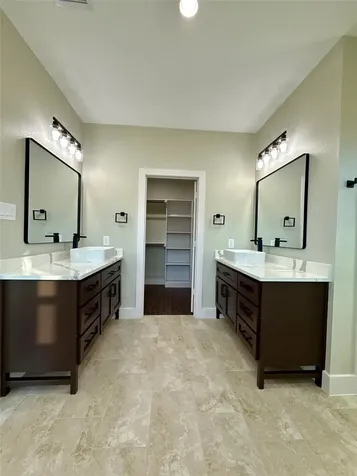 443 Wellshire Drive West Columbia TX 77486