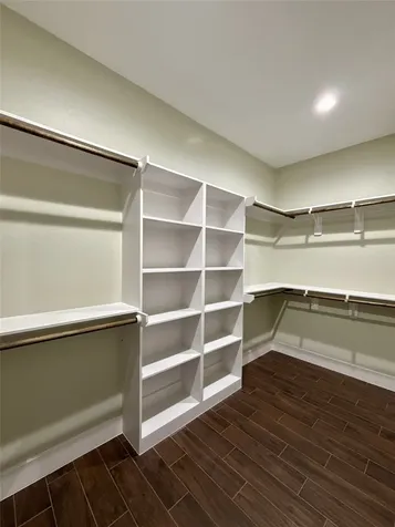 443 Wellshire Drive West Columbia TX 77486