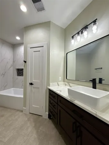 443 Wellshire Drive West Columbia TX 77486