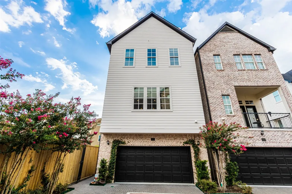 10939 Grove Tree Lane Houston TX 77043