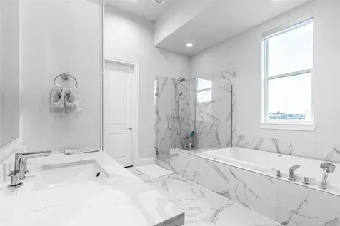 10939 Grove Tree Lane Houston TX 77043