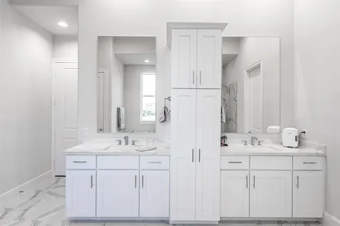 10939 Grove Tree Lane Houston TX 77043