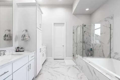 10939 Grove Tree Lane Houston TX 77043