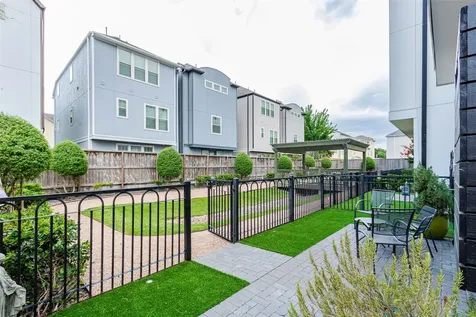 10939 Grove Tree Lane Houston TX 77043