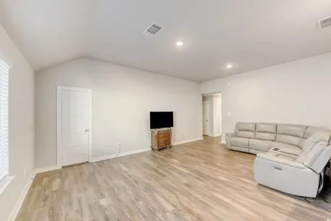 437 Ridge Palm Road Magnolia TX 77354
