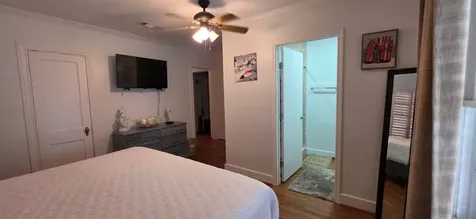 5023 Avenue N 1/2 Galveston TX 77551