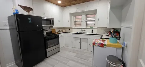 5023 Avenue N 1/2 Galveston TX 77551
