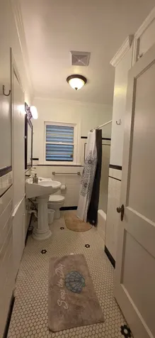 5023 Avenue N 1/2 Galveston TX 77551