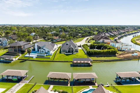 508 Amalfi Drive Kemah TX 77565