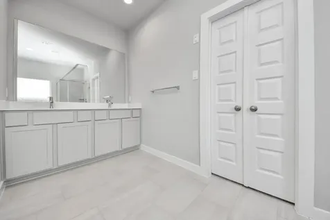 5714 Sandhill Oak Trail Houston TX 77066