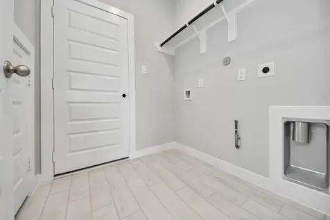 5714 Sandhill Oak Trail Houston TX 77066