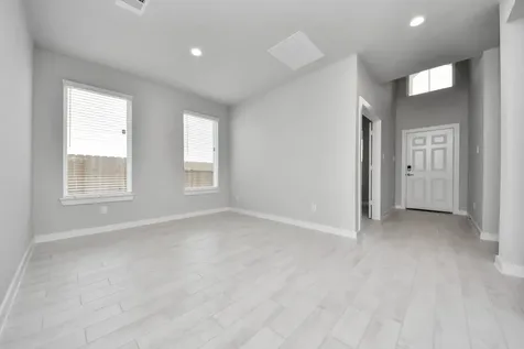 5714 Sandhill Oak Trail Houston TX 77066