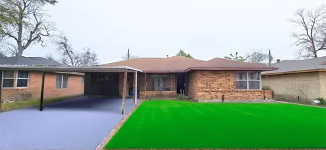 10134 Bretton Drive Houston TX 77016