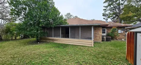 10134 Bretton Drive Houston TX 77016