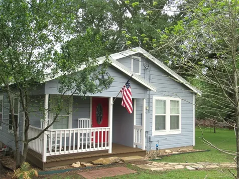 1013 Prairie Lea Street Brenham TX 77833